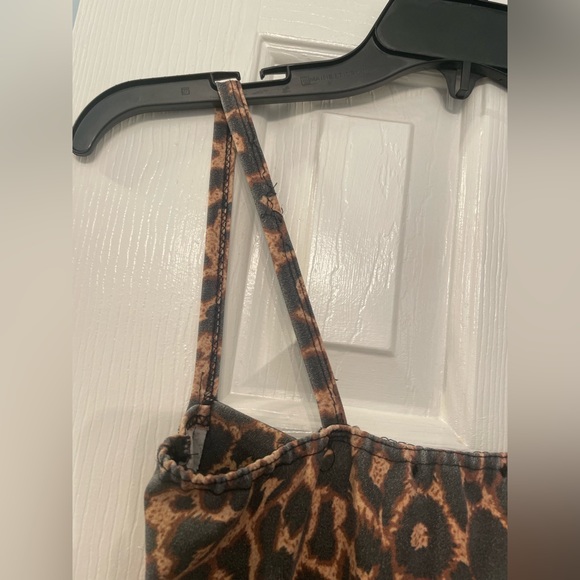 Leopard Print Strappy Cup Detail Midi Dress Pretty Little Thing - Picture 10 of 13